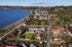 Se vende terreno urbano con casa en Frutillar Bajo