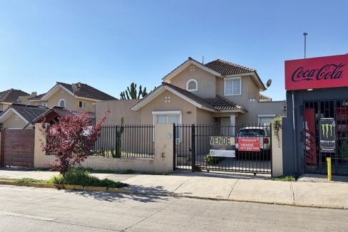 Se vende casa para uso comercial en Av. Los Perales, San Joaquín, La Serena